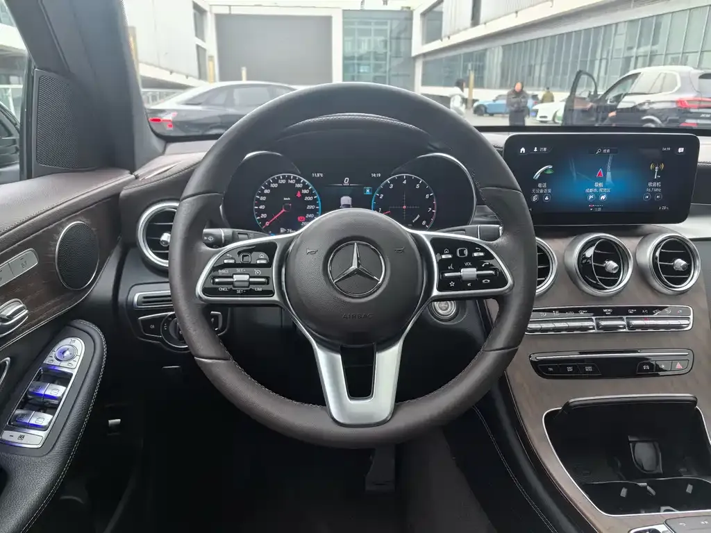 Mercedes-Benz GLC 2021 из CN, фото 2