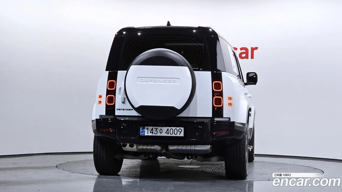 Land Rover Defender 2024 из KR, фото 3