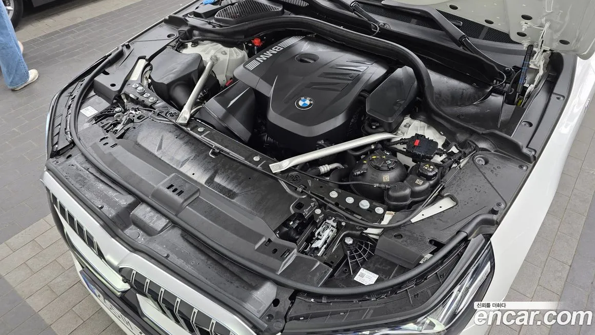 BMW 5-Series 2024 из KR, фото 10