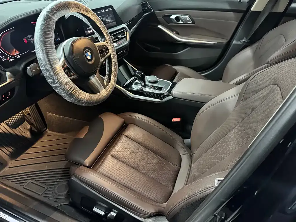 BMW 3 Series 2021 из CN, фото 3
