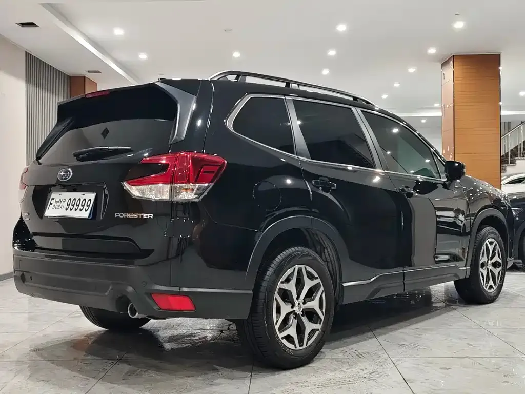 Subaru Forester 2022 из CN, фото 10