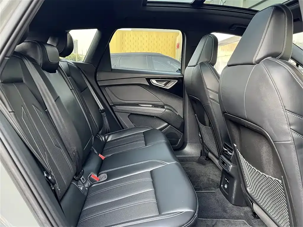 Audi Q4 e-tron 2024 из CN, фото 7