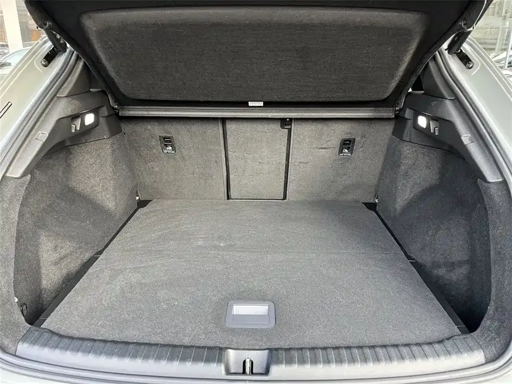 Audi Q4 e-tron 2024 из CN, фото 9