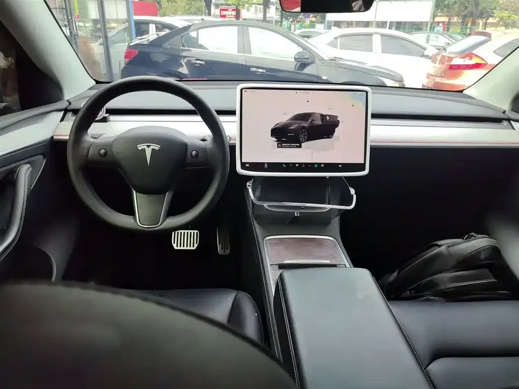 Tesla Model Y 2024 из CN, фото 2