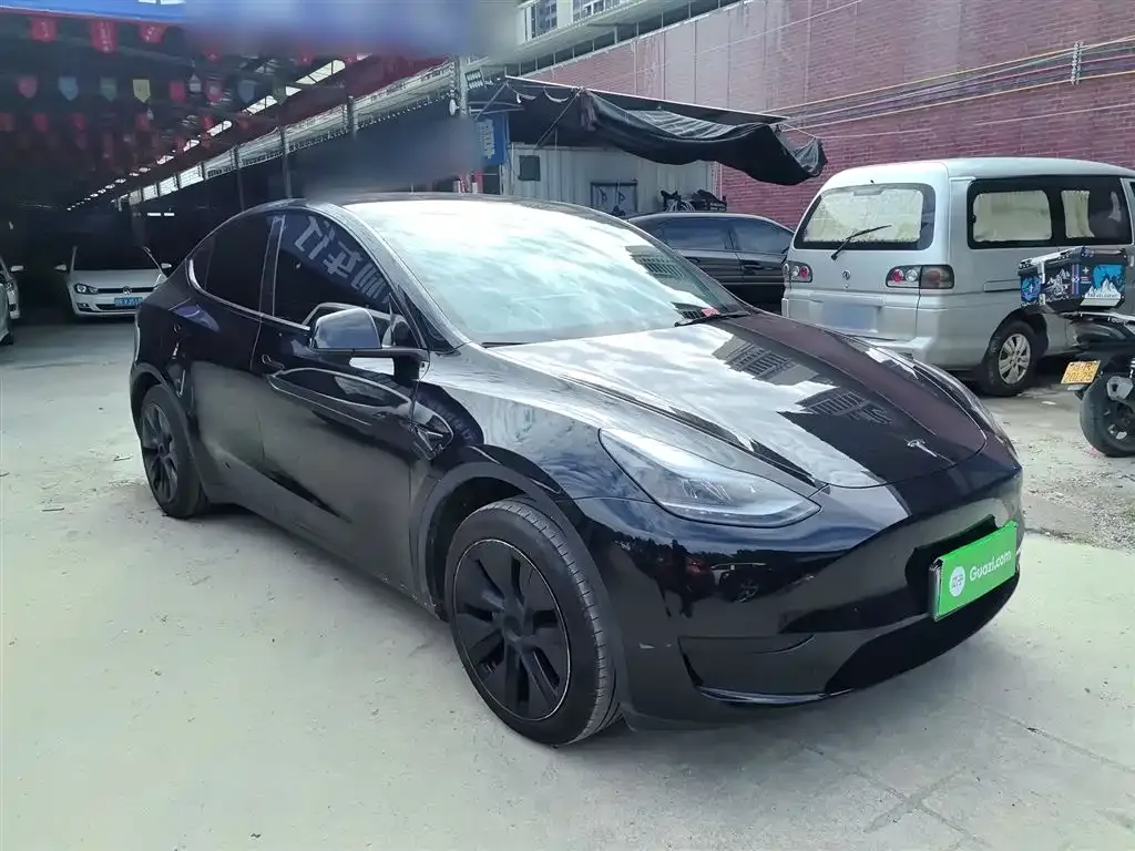 Tesla Model Y 2024 из CN, фото 4