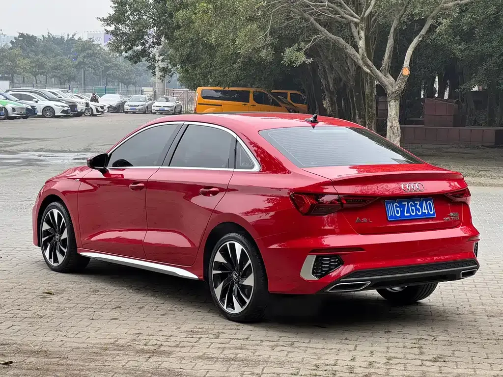 Audi A3 2023 из CN, фото 7