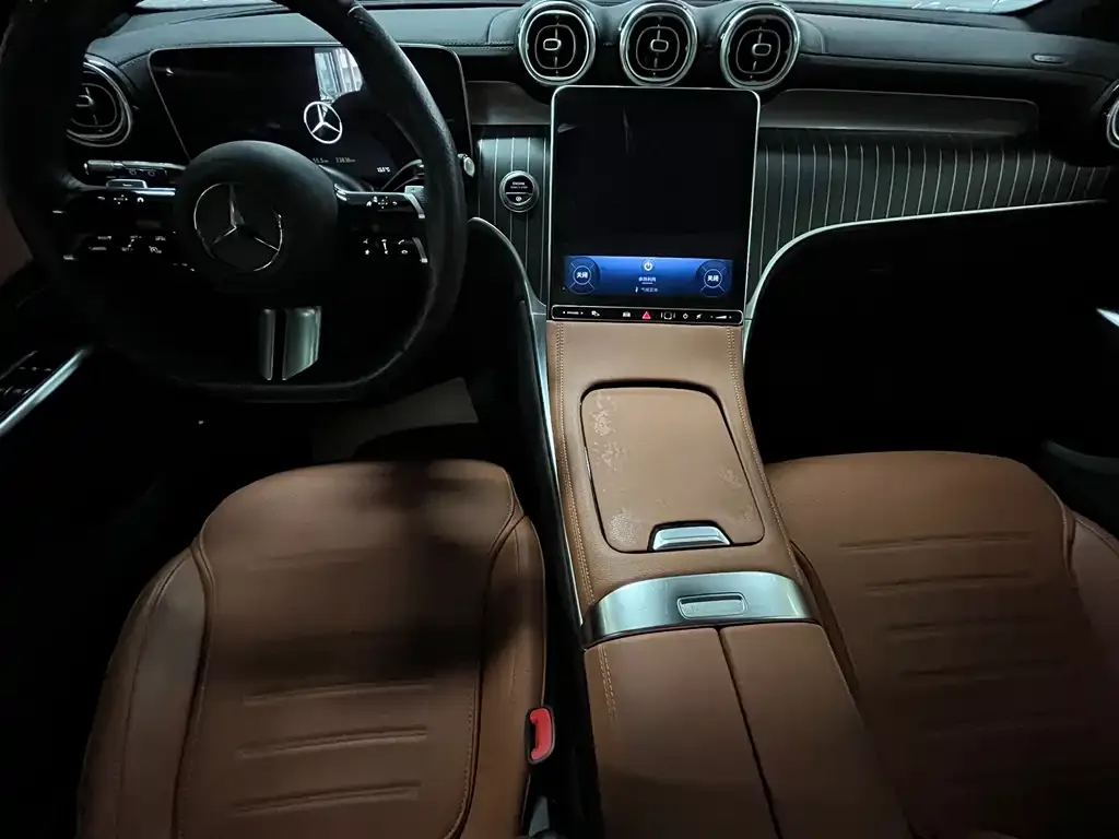 Mercedes-Benz GLC 2023 из CN, фото 3