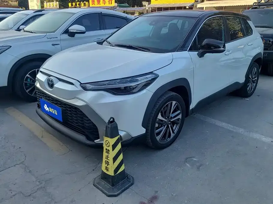 Toyota Frontlander 2022 из CN, фото 1