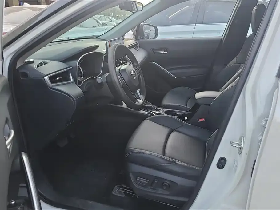 Toyota Frontlander 2022 из CN, фото 4