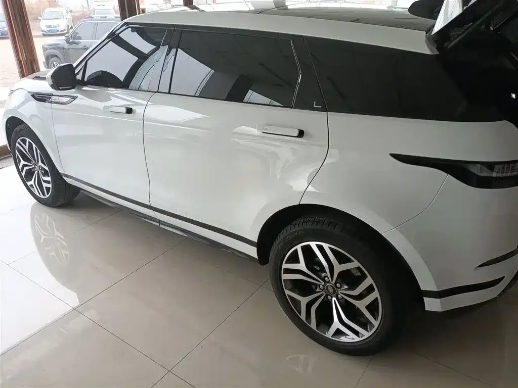Land Rover Evoque 2023 из CN, фото 7