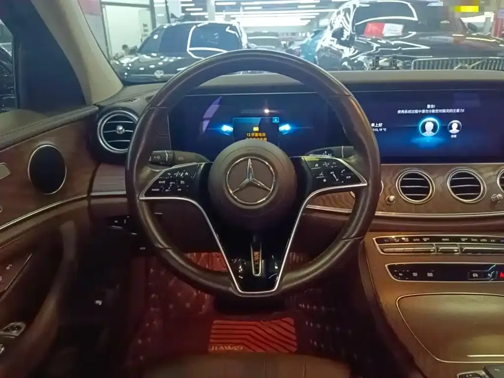 Mercedes-Benz E-Class 2023 из CN, фото 6