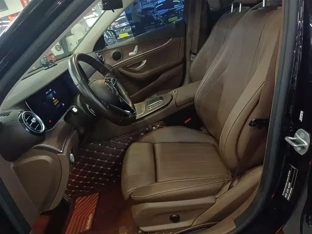 Mercedes-Benz E-Class 2023 из CN, фото 9