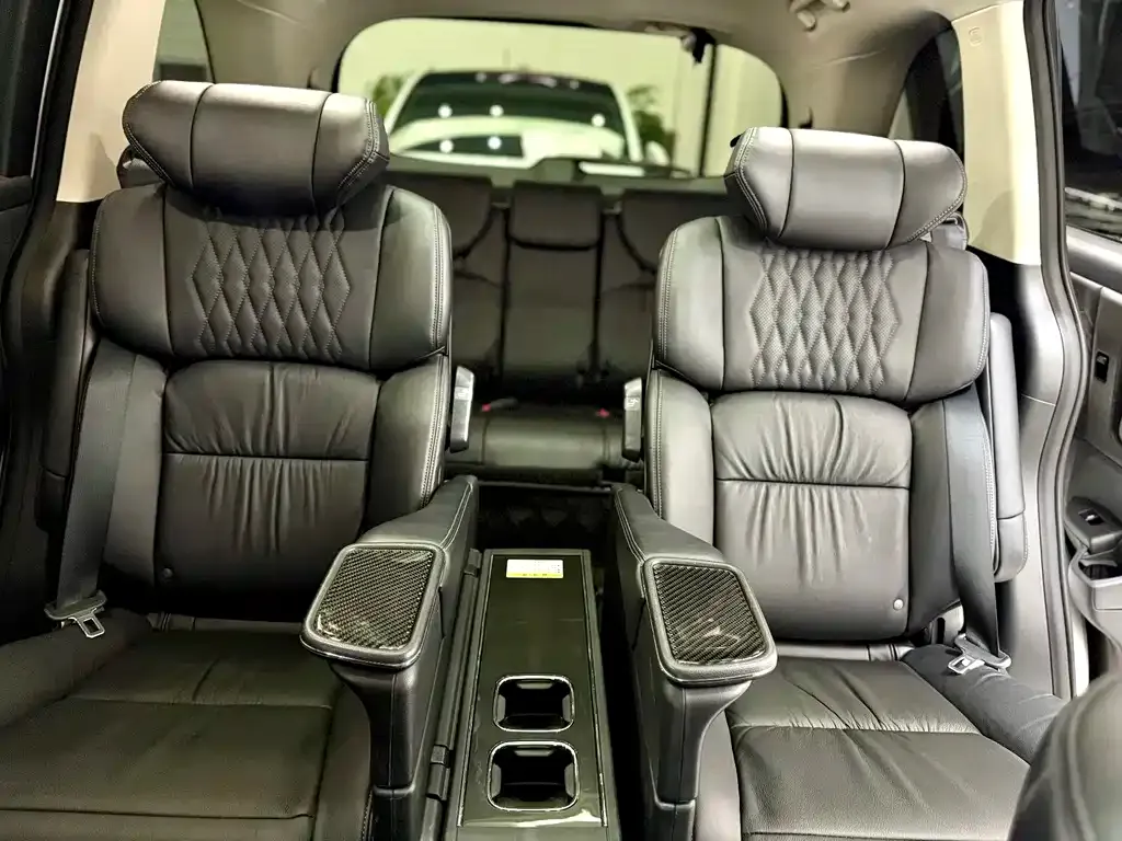 Honda Elysion 2023 из CN, фото 2