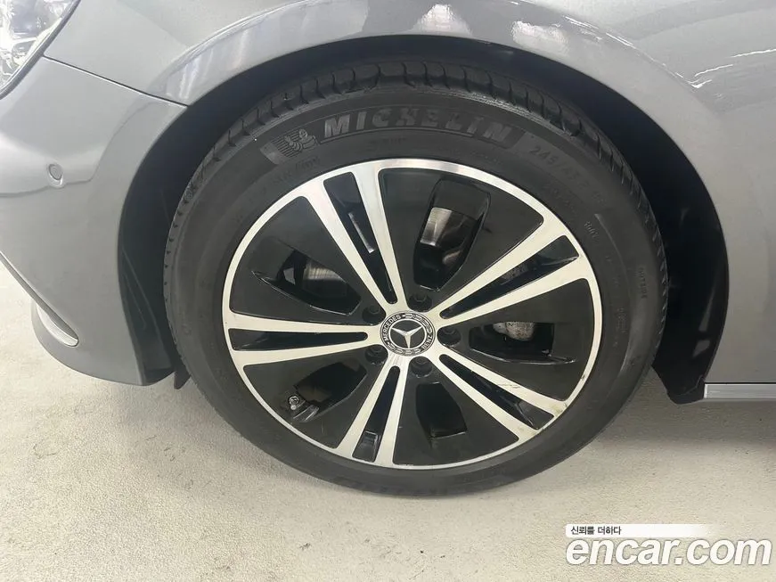 Mercedes-Benz E-Class 2021 из KR, фото 9
