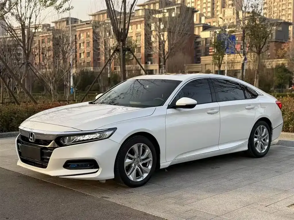 Honda Accord 2021 из CN, фото 2