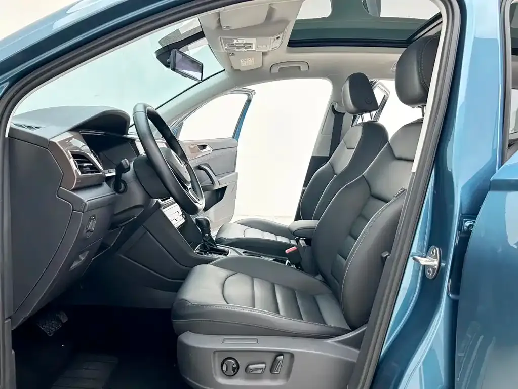Volkswagen Tharu 2021 из CN, фото 10