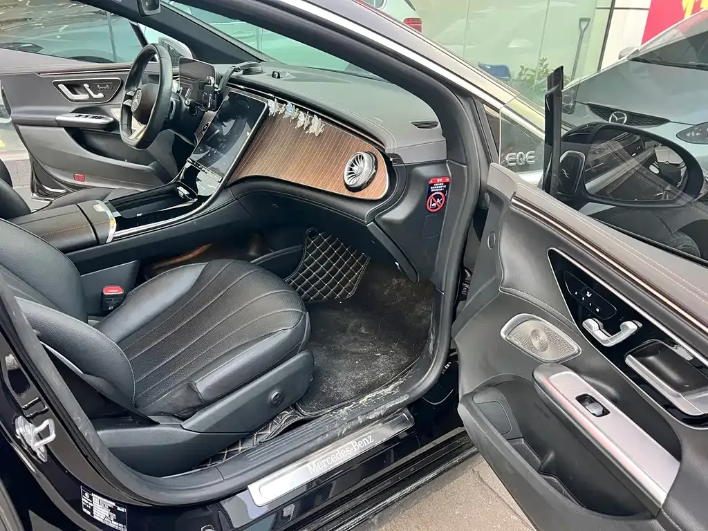 Mercedes-Benz EQE 2024 из CN, фото 4