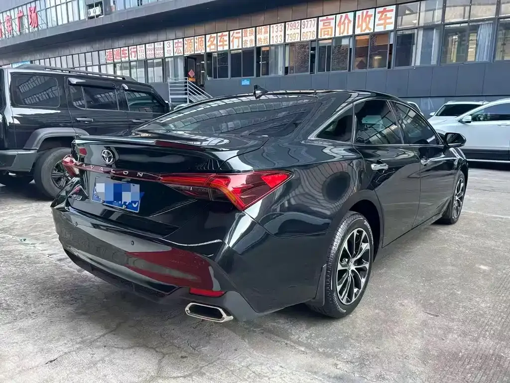 Toyota Avalon 2023 из CN, фото 6