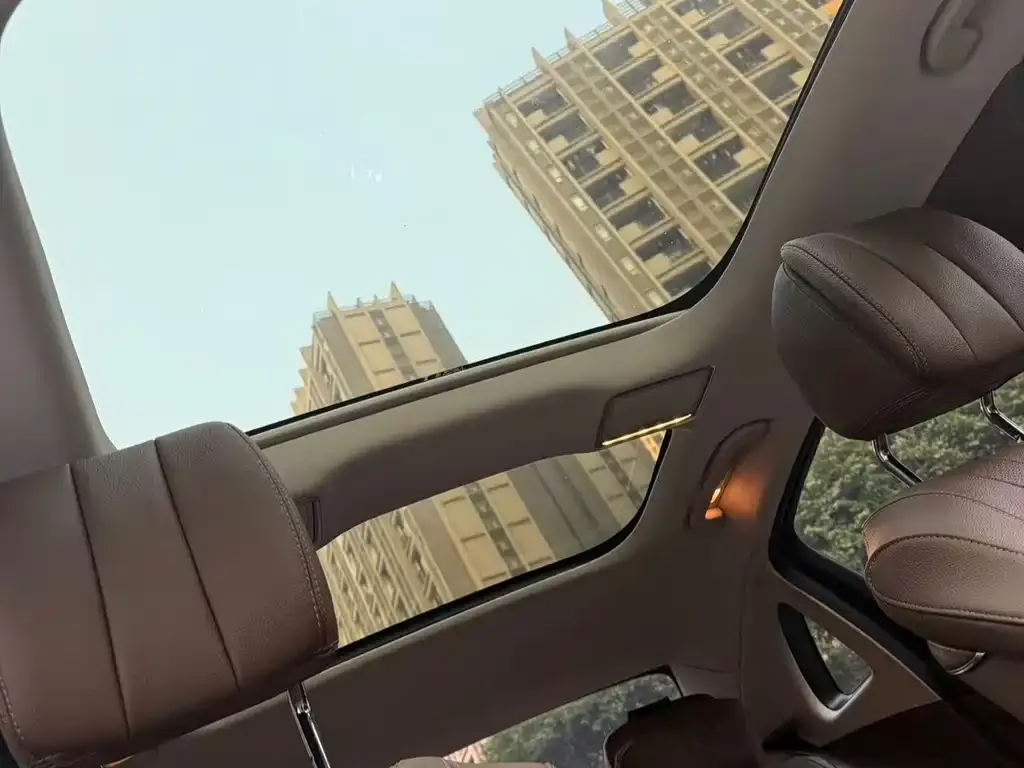 Mercedes-Benz E-Class 2023 из CN, фото 6