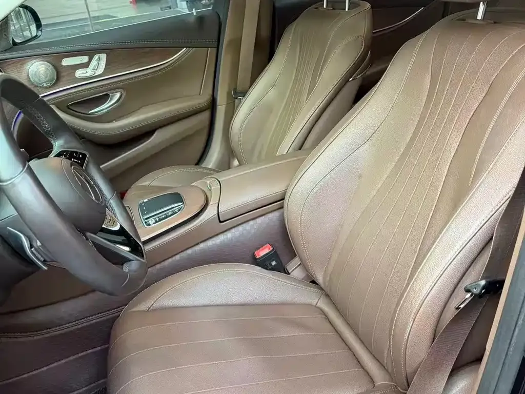 Mercedes-Benz E-Class 2023 из CN, фото 7