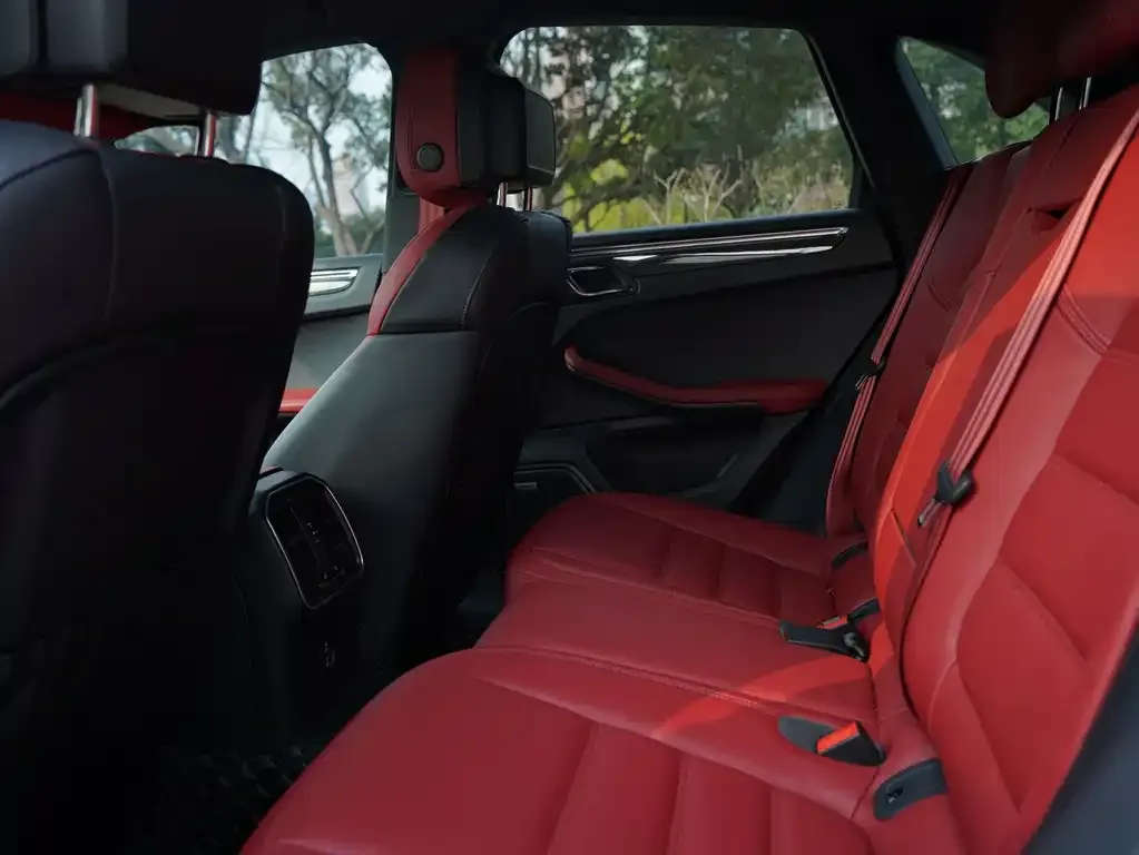 Porsche Macan 2023 из CN, фото 4