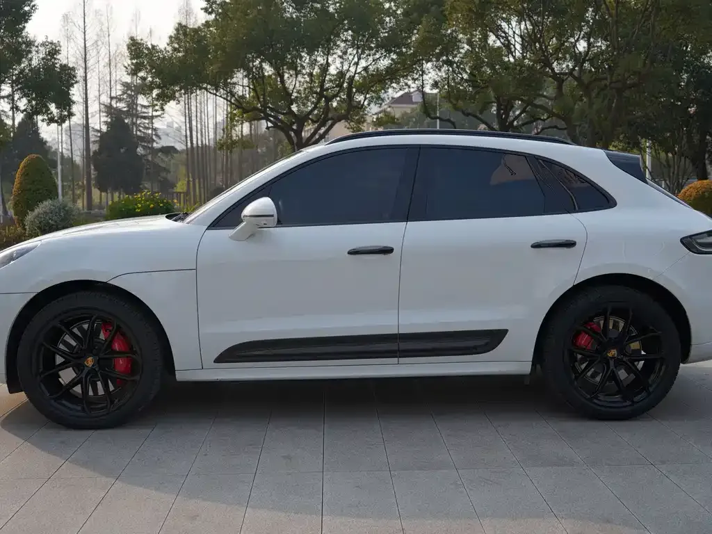 Porsche Macan 2023 из CN, фото 10