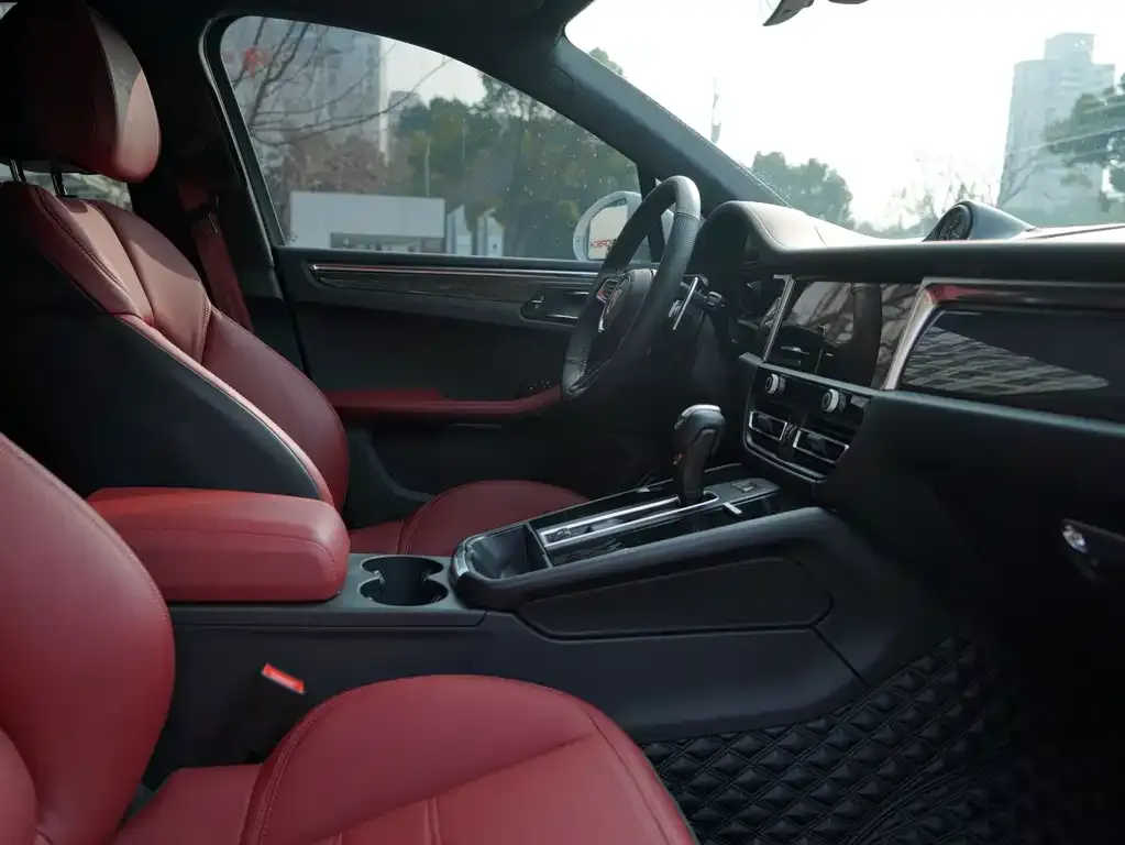 Porsche Macan 2023 из CN, фото 2