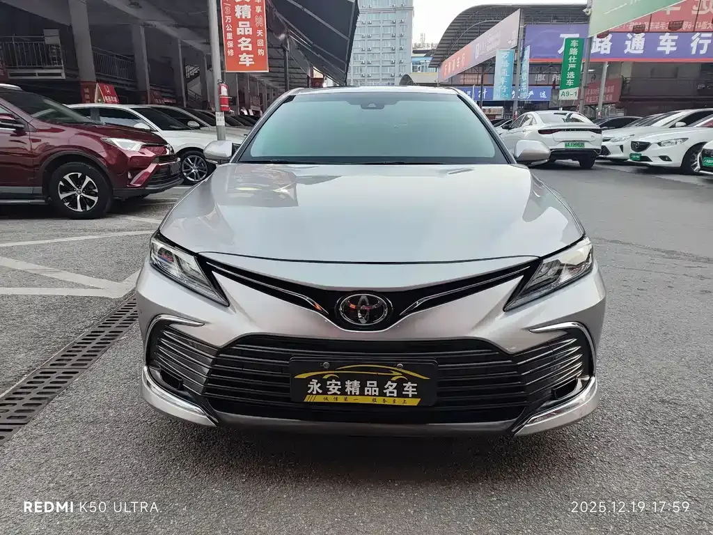 Toyota Camry 2023 из CN, фото 3