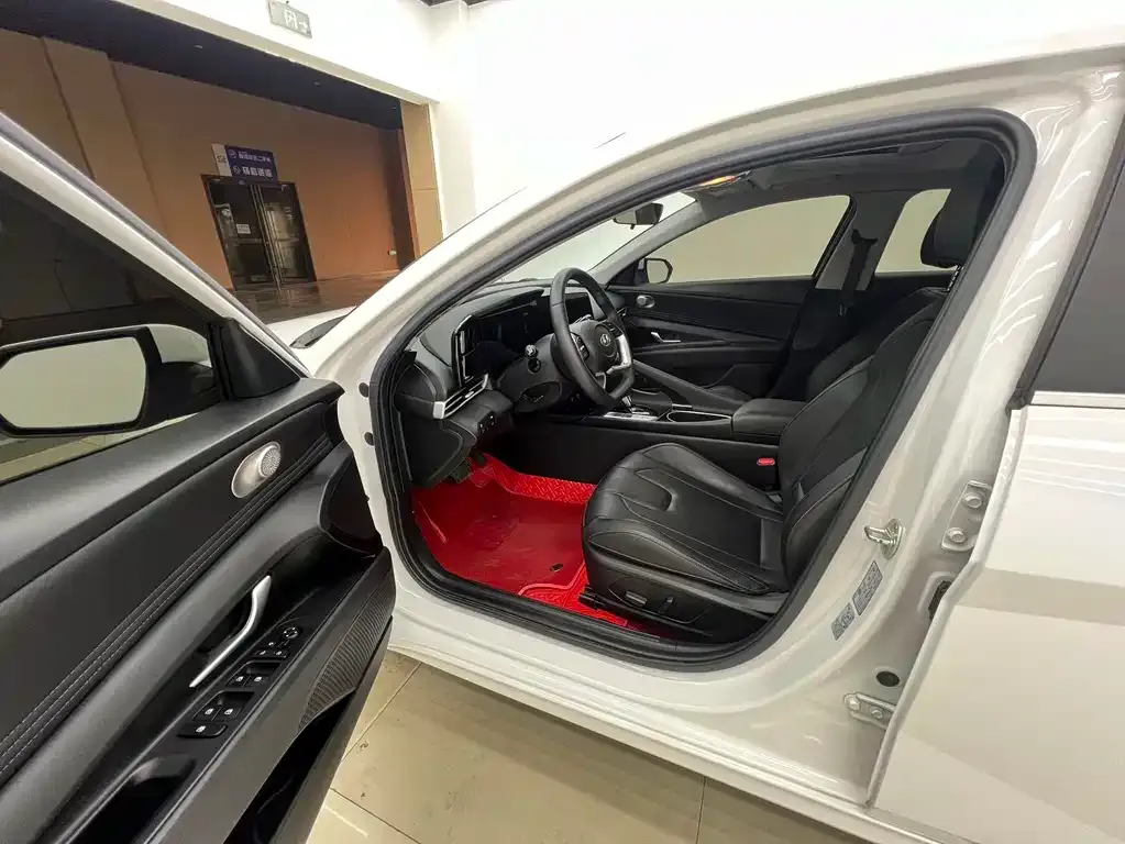 [object Object] Elantra 2022 из CN, фото 10