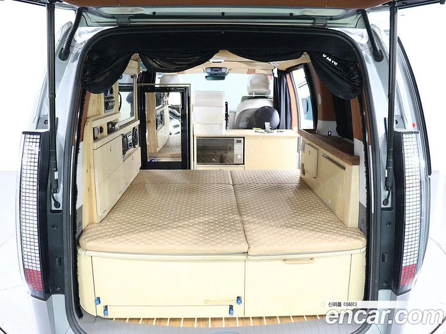 Hyundai Staria — фото 4