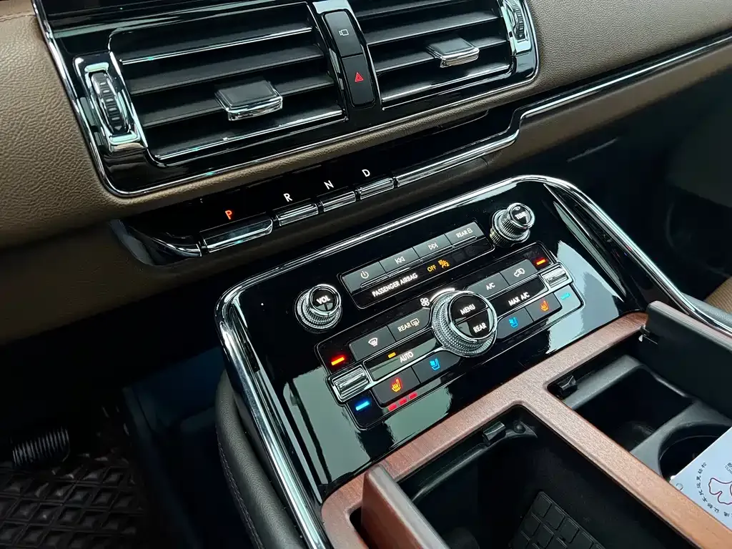 Lincoln Navigator 2023 из CN, фото 9