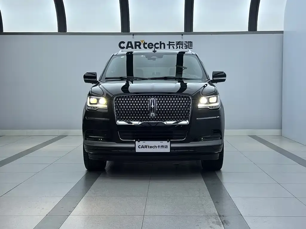 Lincoln Navigator 2023 из CN, фото 4