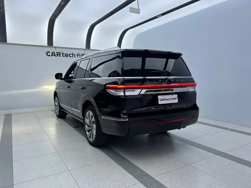 Lincoln Navigator 2023 из CN, фото 7