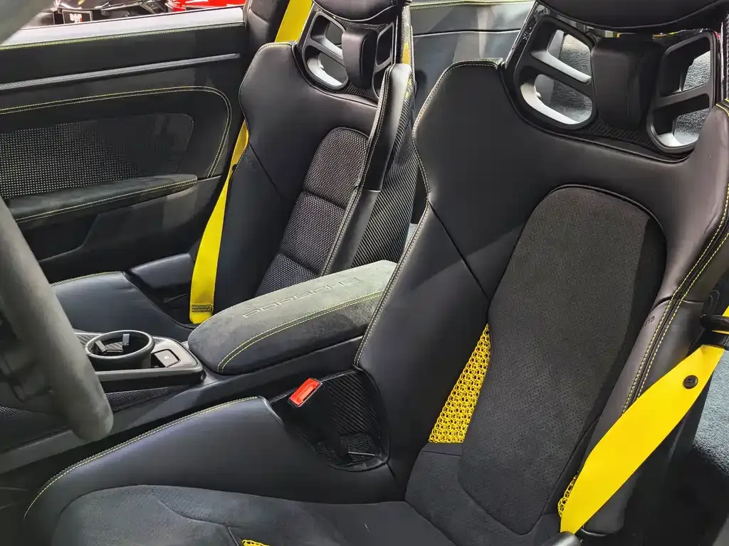 Porsche 911 2025 из CN, фото 6