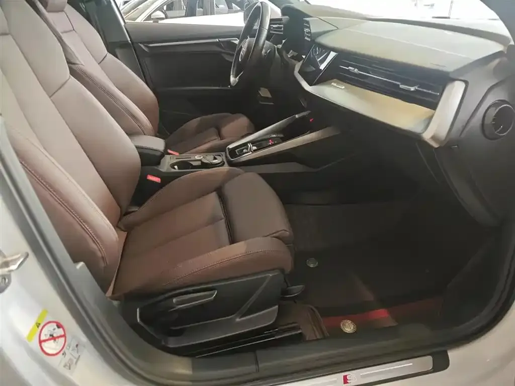 Audi A3 2021 из CN, фото 8