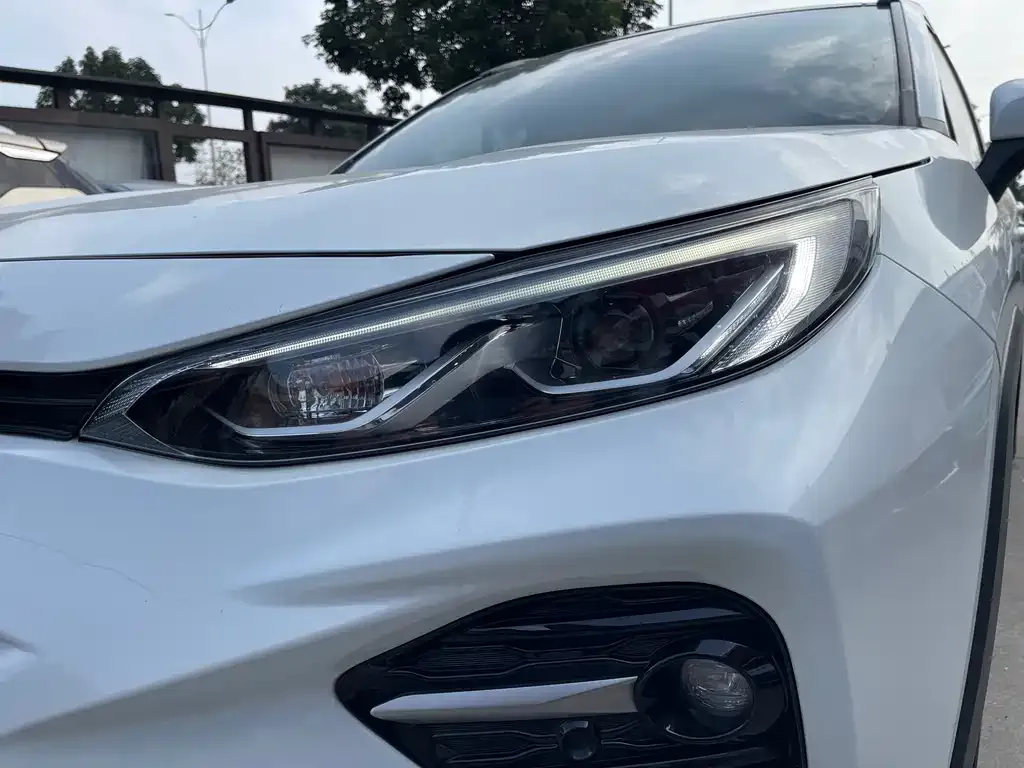 Toyota Wildlander 2023 из CN, фото 2