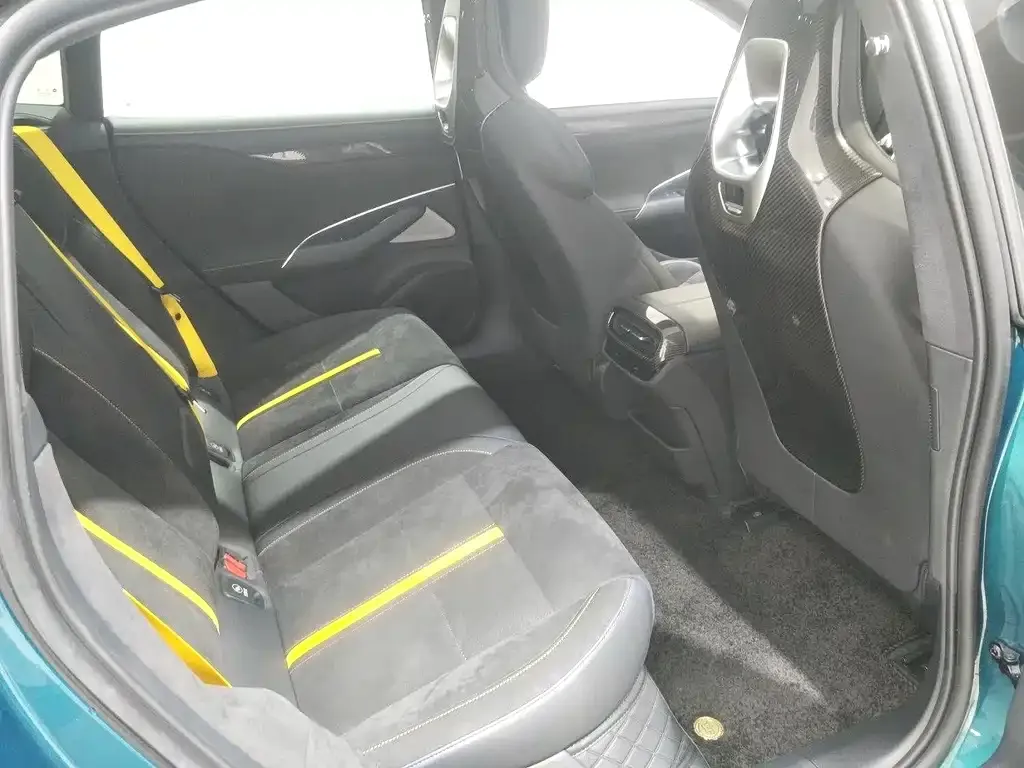 Xiaomi SU7 Ultra 2025 из CN, фото 6