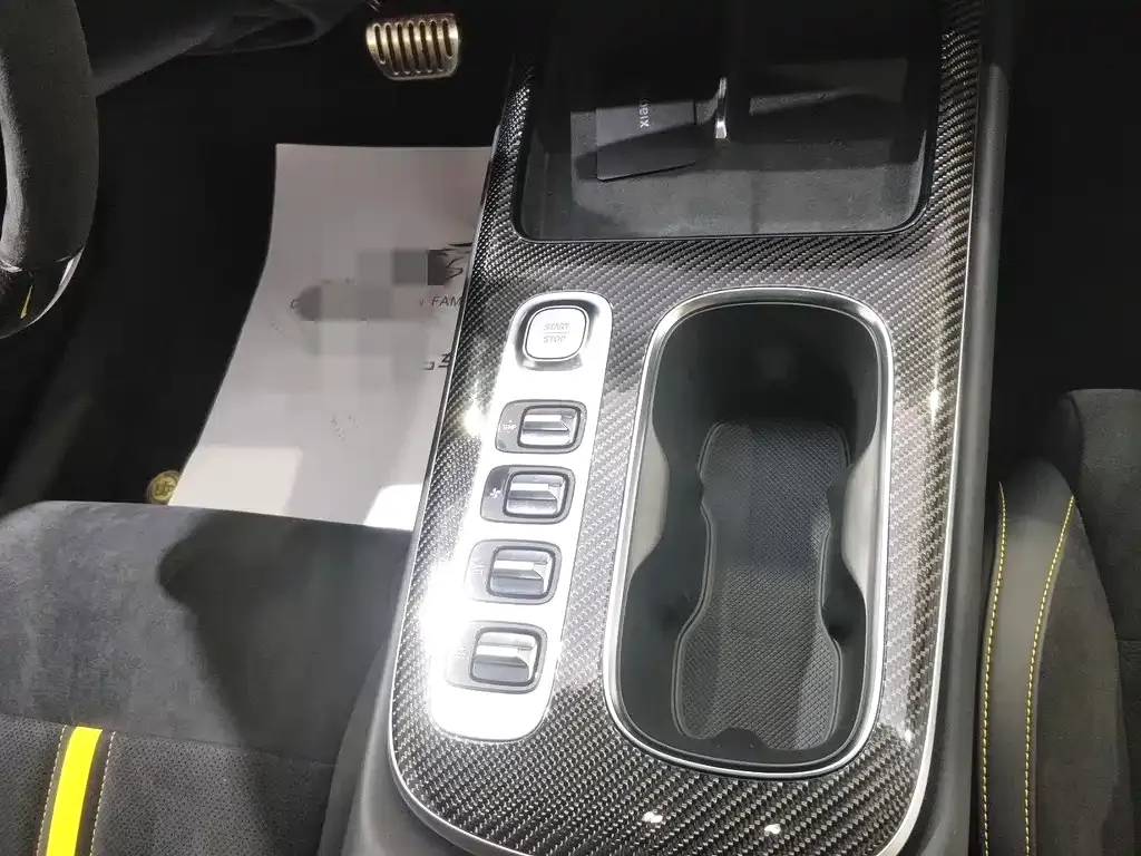 Xiaomi SU7 Ultra 2025 из CN, фото 7