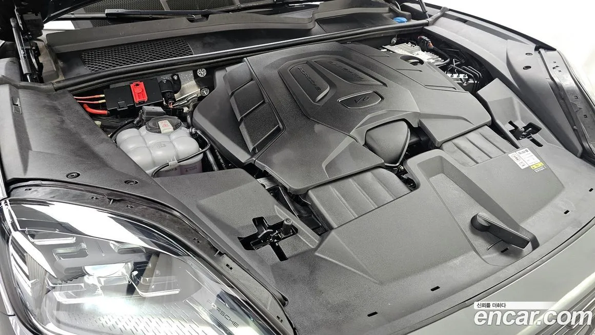 Porsche Cayenne 2024 из KR, фото 10