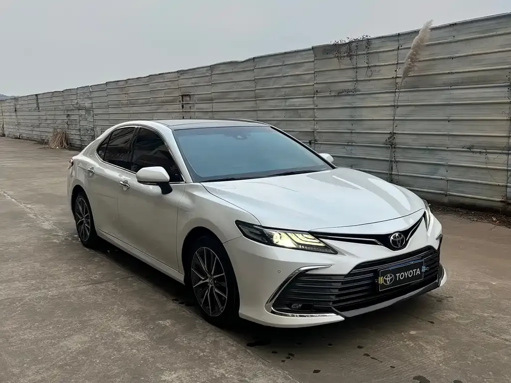 Toyota Camry 2023 из CN, фото 3