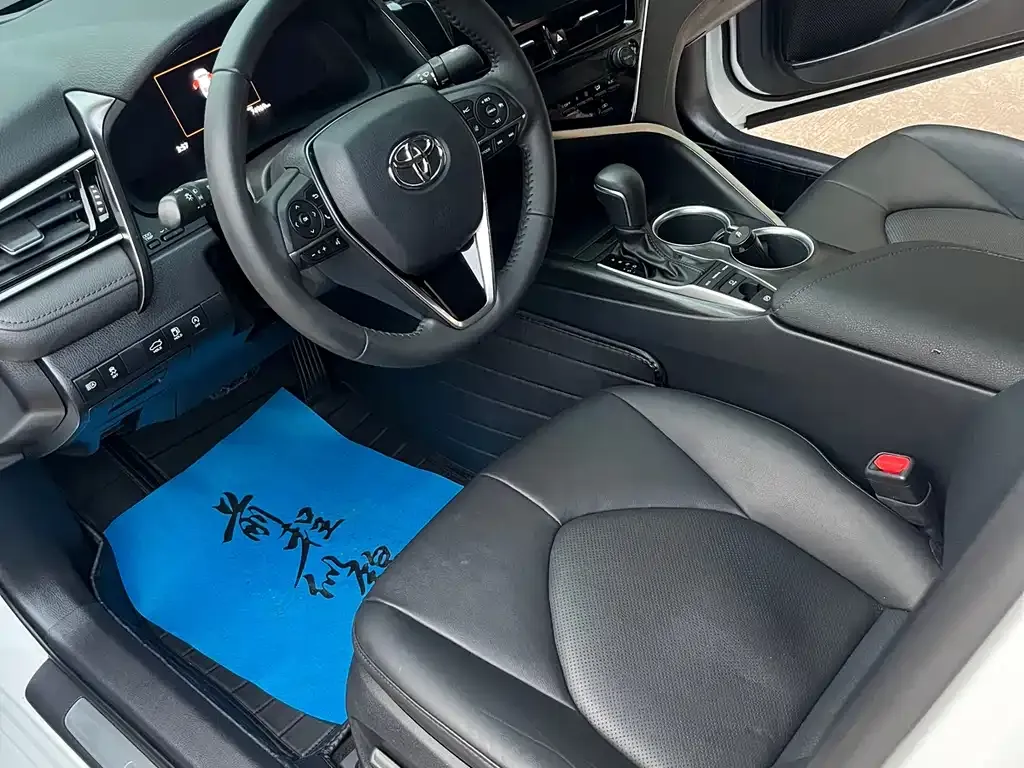 Toyota Camry 2023 из CN, фото 6