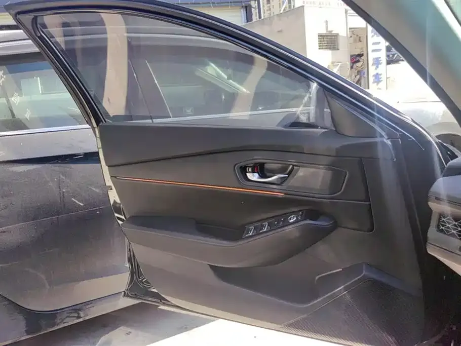 Honda Accord 2024 из CN, фото 10