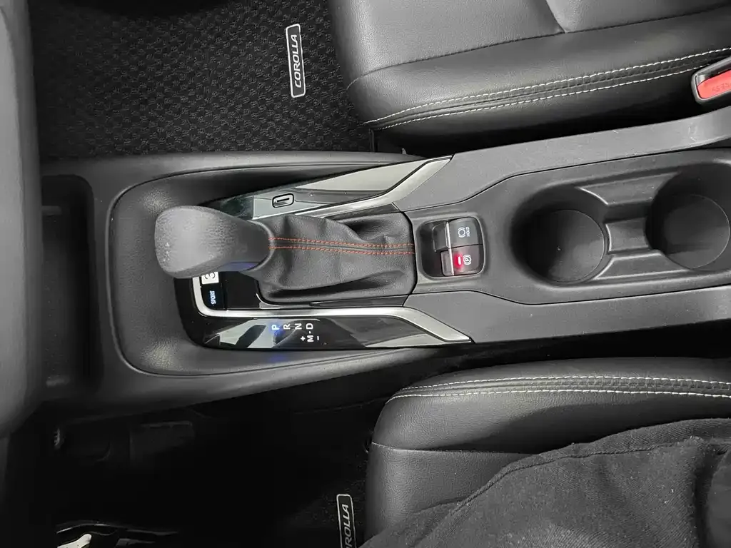 Toyota Corolla 2021 из CN, фото 8