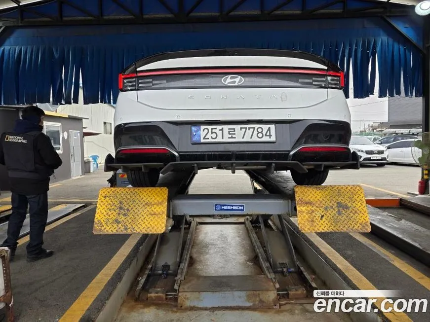 Hyundai Sonata 2024 из KR, фото 3