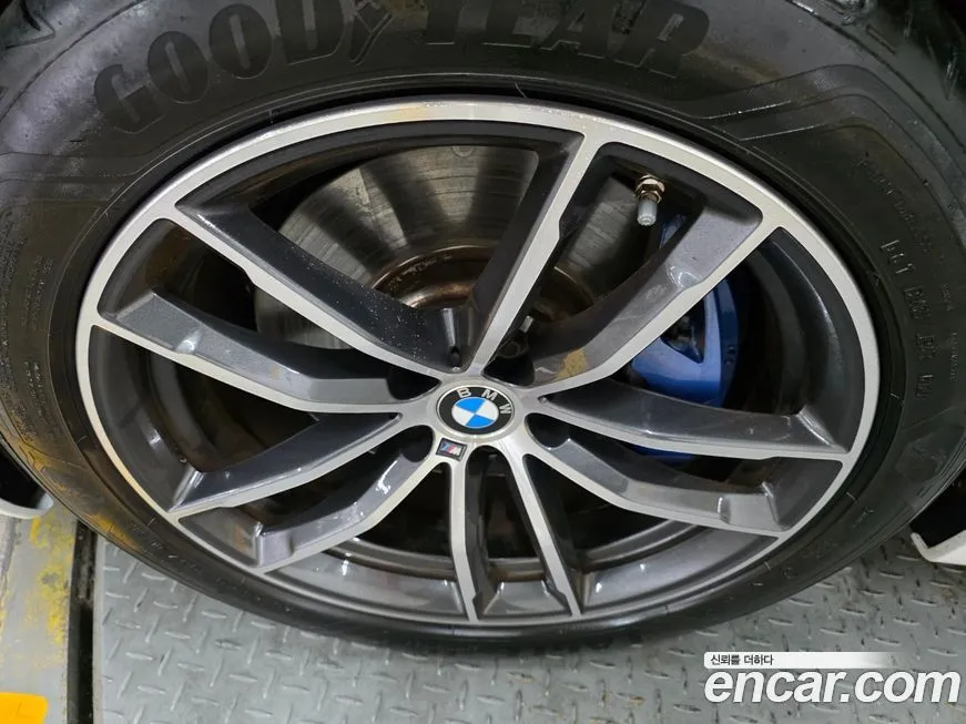 BMW 5-Series 2021 из KR, фото 9