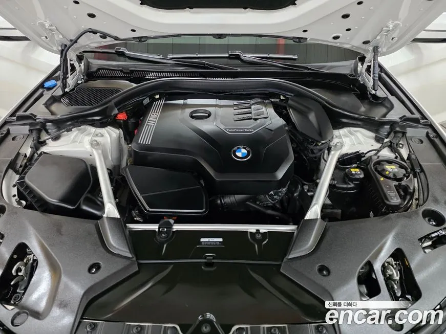 BMW 5-Series 2021 из KR, фото 10