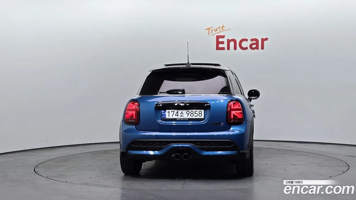 Mini Cooper 2023 из KR, фото 4