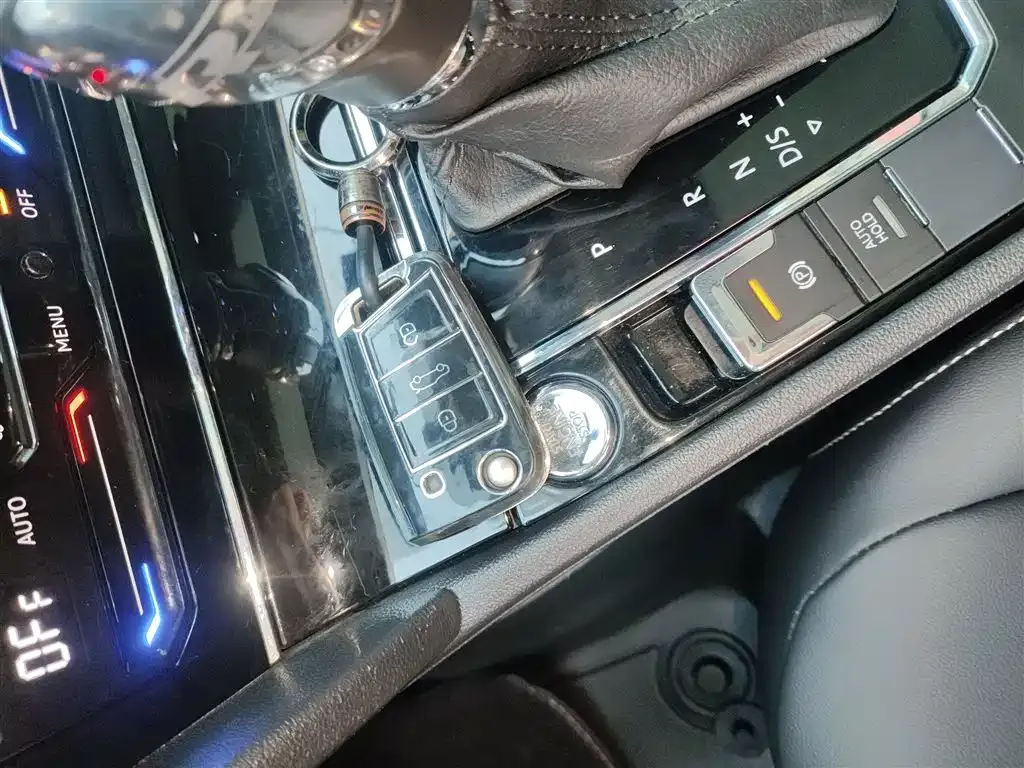 Volkswagen Lamando 2021 из CN, фото 9
