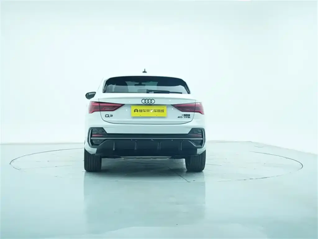 Audi Q3 Sportback 2024 из CN, фото 3