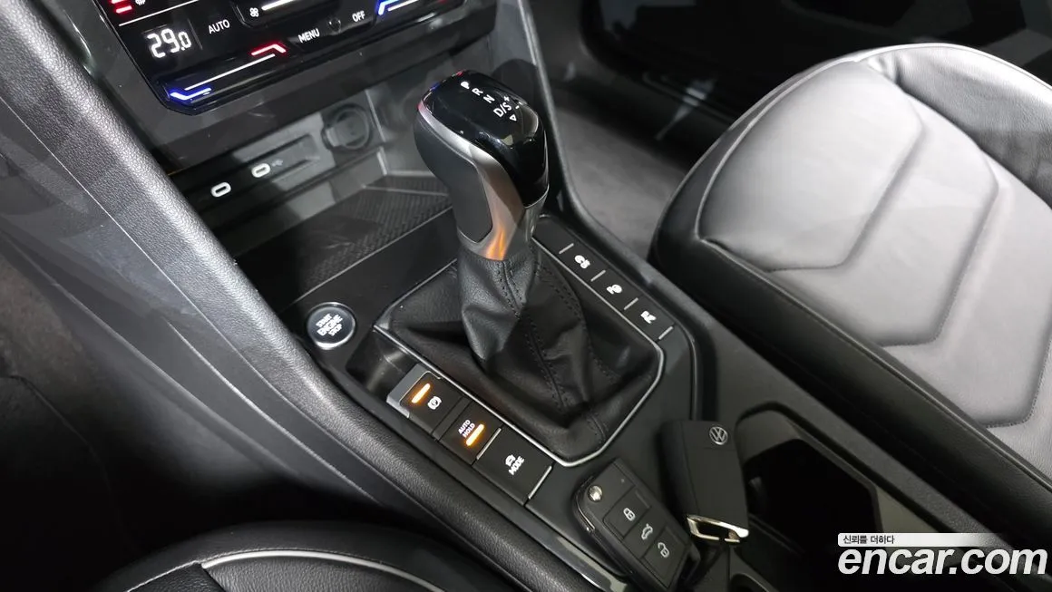 Volkswagen Tiguan 2023 из KR, фото 5